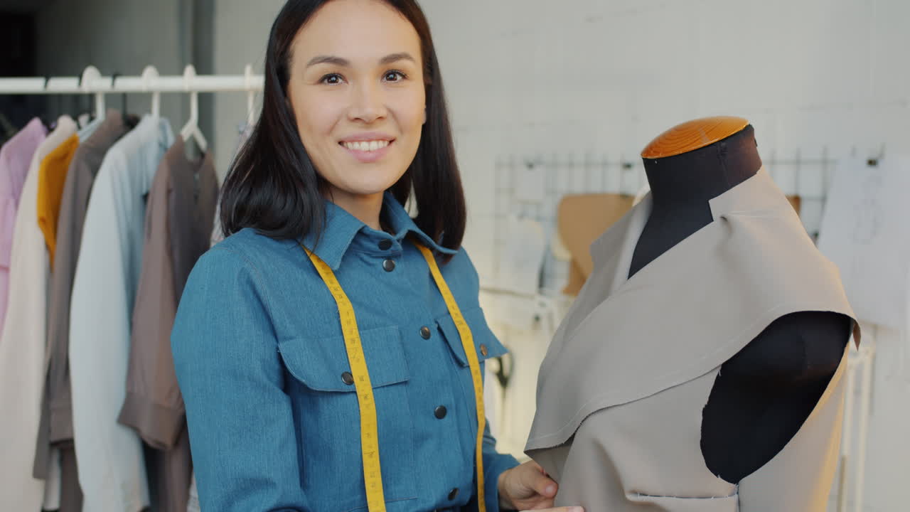 diseñador de moda en el trabajo