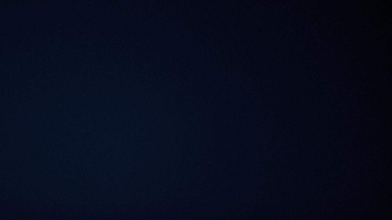 el marco de alambre del puente de la puerta dorada resumen