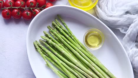 asparagus ready for baking