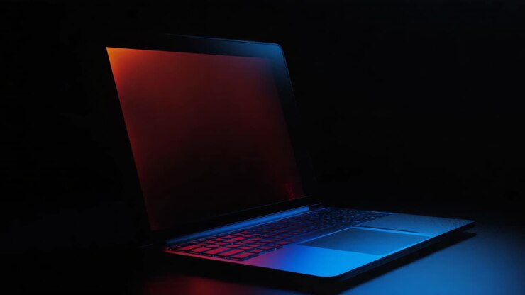 Laptop unter Studiobeleuchtung