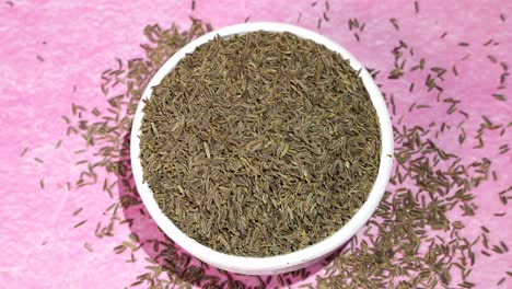 black cumin seeds are kept on a tray