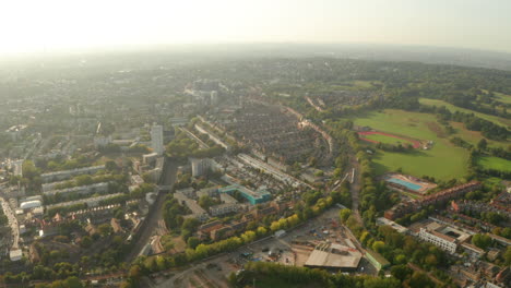 Control-Deslizante-Aéreo-Disparado-Sobre-Belsize-Park-Y-Hampstead-Heath-Londres