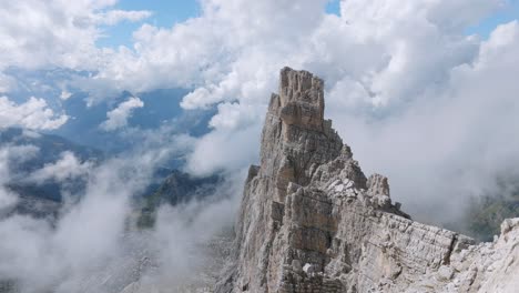 Schuß-Von-Einfachen-Felsen