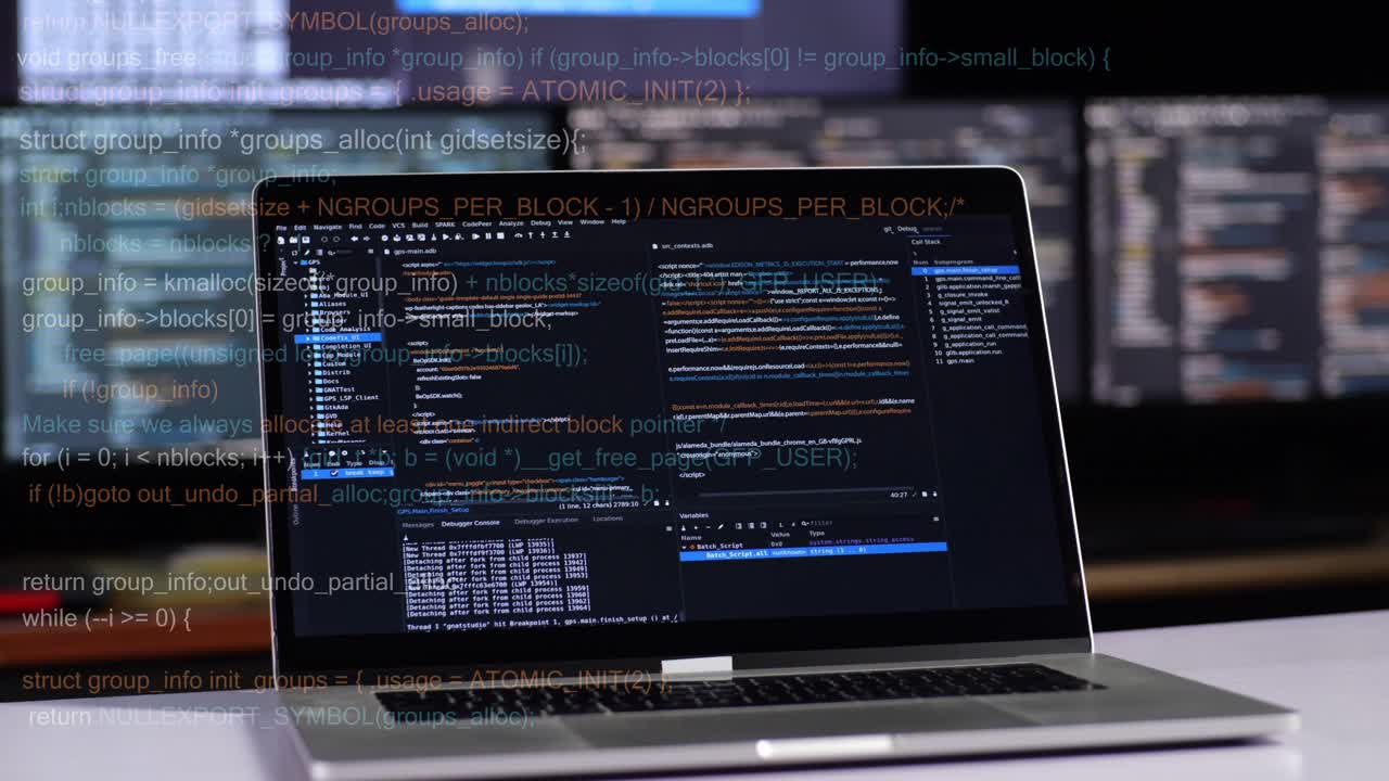 pantalla del portátil que muestra el código