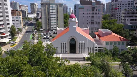 Parroquia-Stella-Maris-Katholische-Kirche-Filmische-Drohnenaufnahme-2