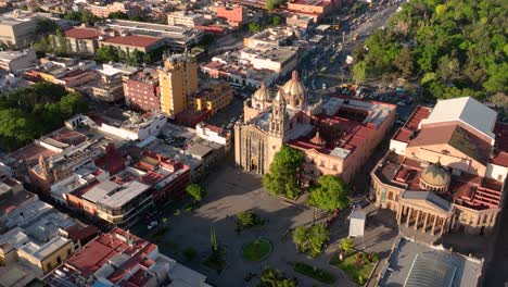 imágenes aéreas de la plaza "plaza del carmen" en san luis potosí, méxico