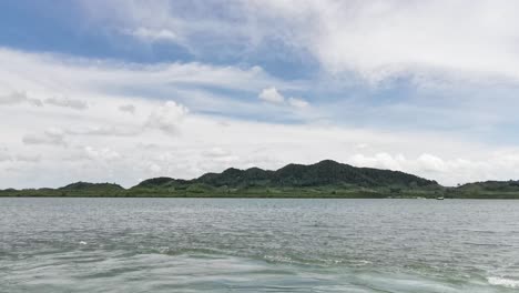 Scenic-Panoramic-View-of-Railay-in-Krabi-on-the-Horizon-in-Thailand