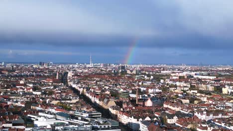 Rainbow-TV-Tower-City-Berlin-Schwule-Lesben-Hauptstadt-Der-Homosexuellen