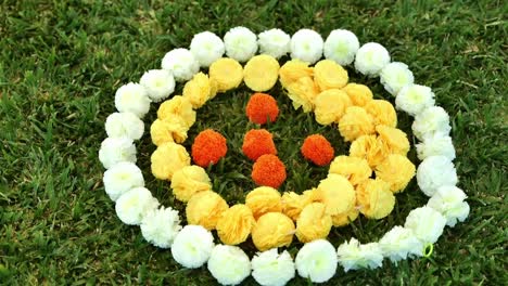 Ceremonia-De-La-Boda-Del-Arreglo-Floral-Del-Círculo