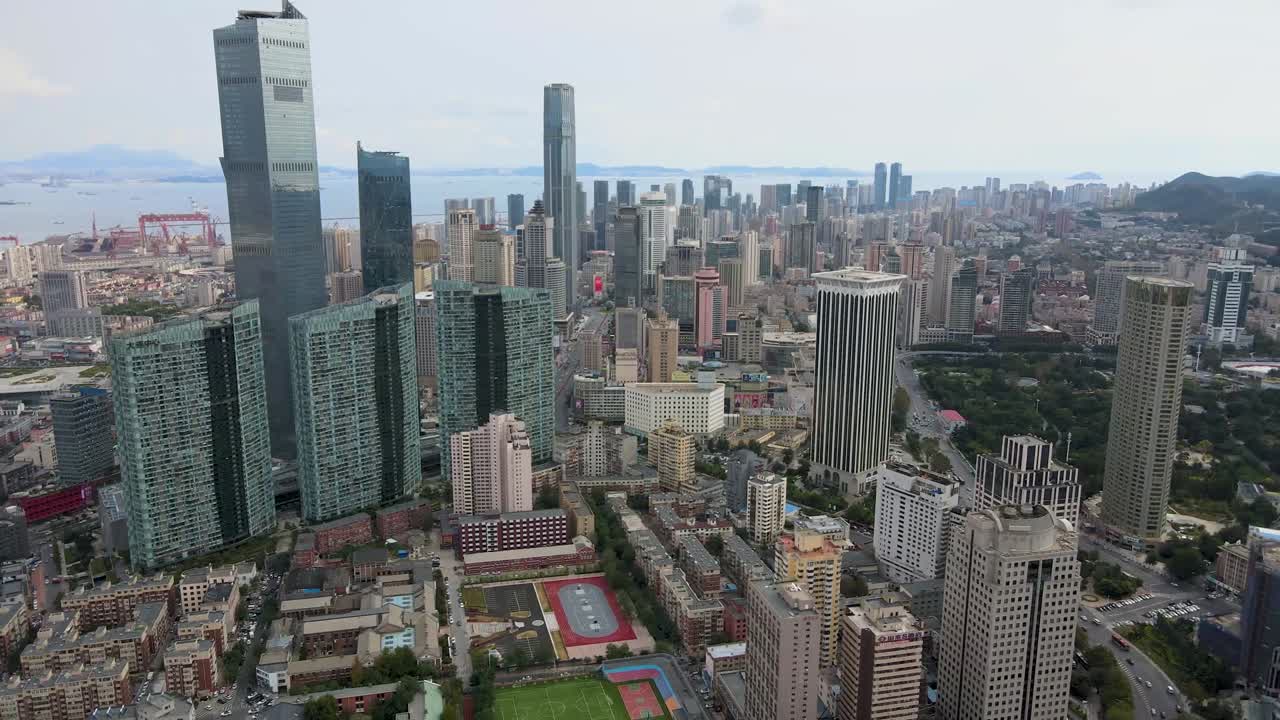 fotografía aérea del centro de la ciudad de dalian