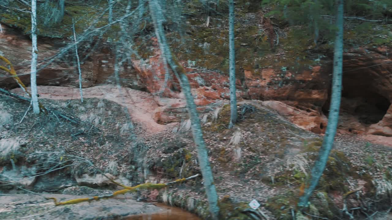 el sendero natural de cecilu en ieriki, letonia