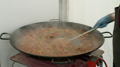 cooking paella