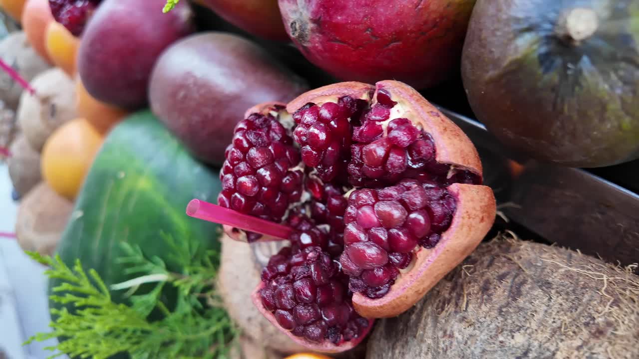 Stilleben med friske frugter