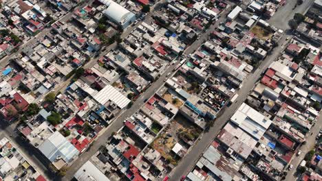 la expansión urbana de ecatepec capturada desde arriba en américa latina