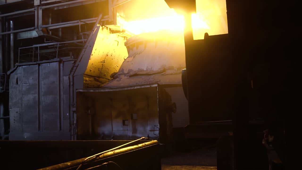 공장에서의 철강 생산