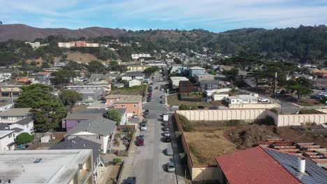 Vista-Aérea-Del-Paso-Elevado-De-Pacifica-California