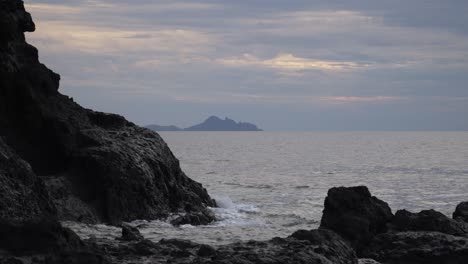 Waves-Crashing-On-The-Rocky-Shore-in-Fiji---Wide-Shot