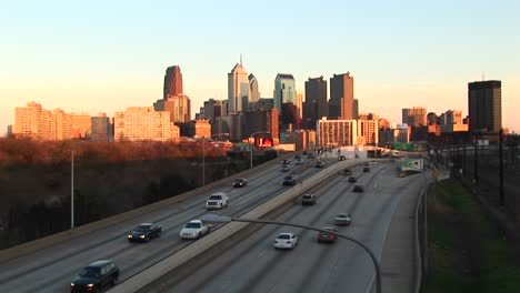 Chicago-Glows-During-The-Goldenhour-As-Traffic-Enters-And-Departs-The-City