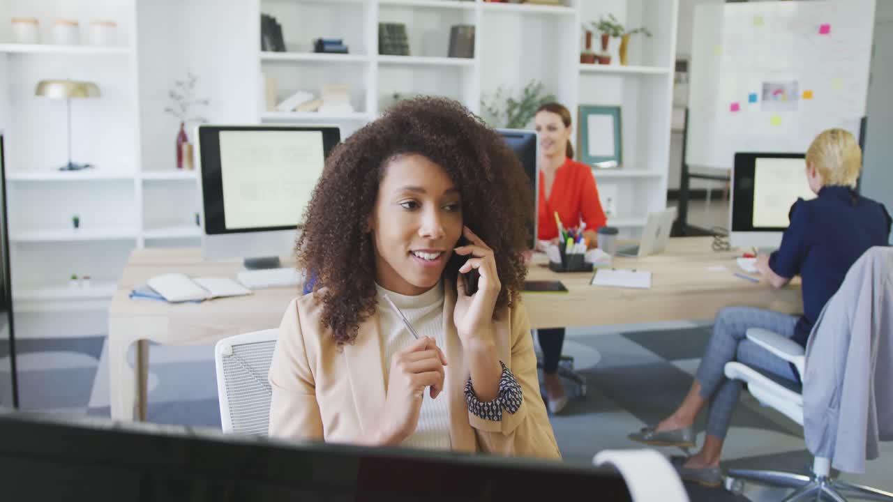 Business woman talking on the phone