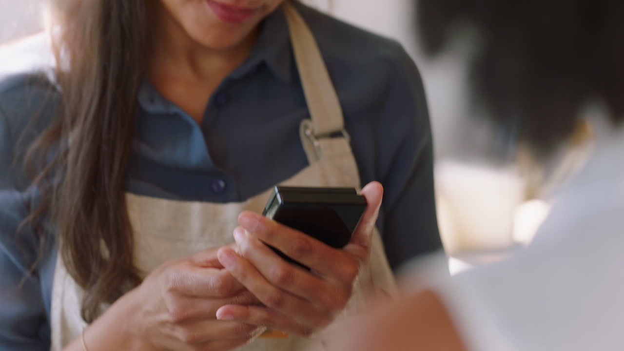 tarjeta de crédito, cliente de un café