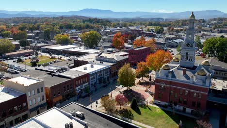 Empuje-Aéreo-Hacia-Sevierville,-Tennessee