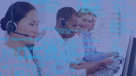 animazione dell'elaborazione dei dati su uomini d'affari che utilizzano cuffie telefoniche