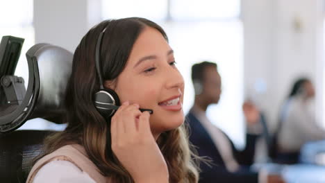 Mujer,-Telemercadeo-Y-Hablando-Sobre-El-Cliente-De-Crm