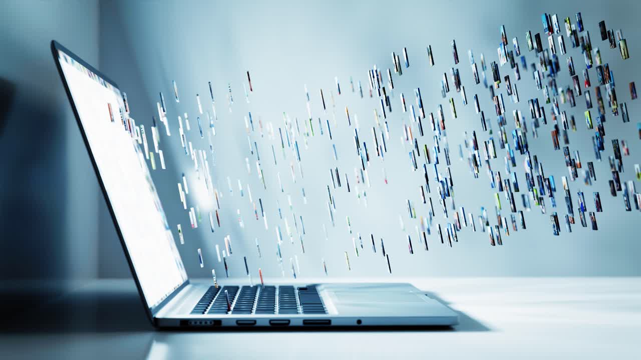 Digital Information Streaming from Laptop Screen