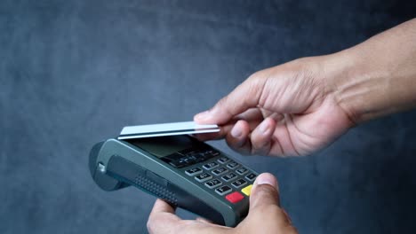 credit card payment at pos terminal