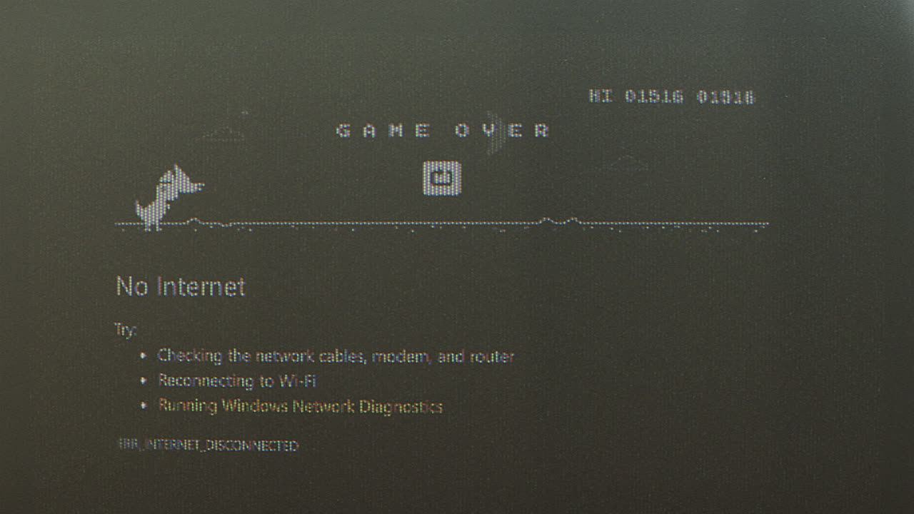 No Internet Message with Dinosaur Game on Computer Screen