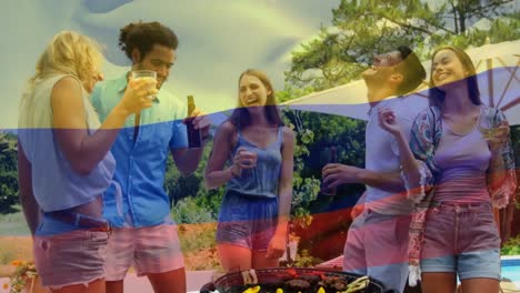 animación de la bandera colombiana ondeando sobre diversos amigos con bebidas bailando en la fiesta de la piscina