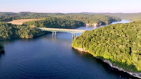 summersville lake, virginia occidental, desde el aire.