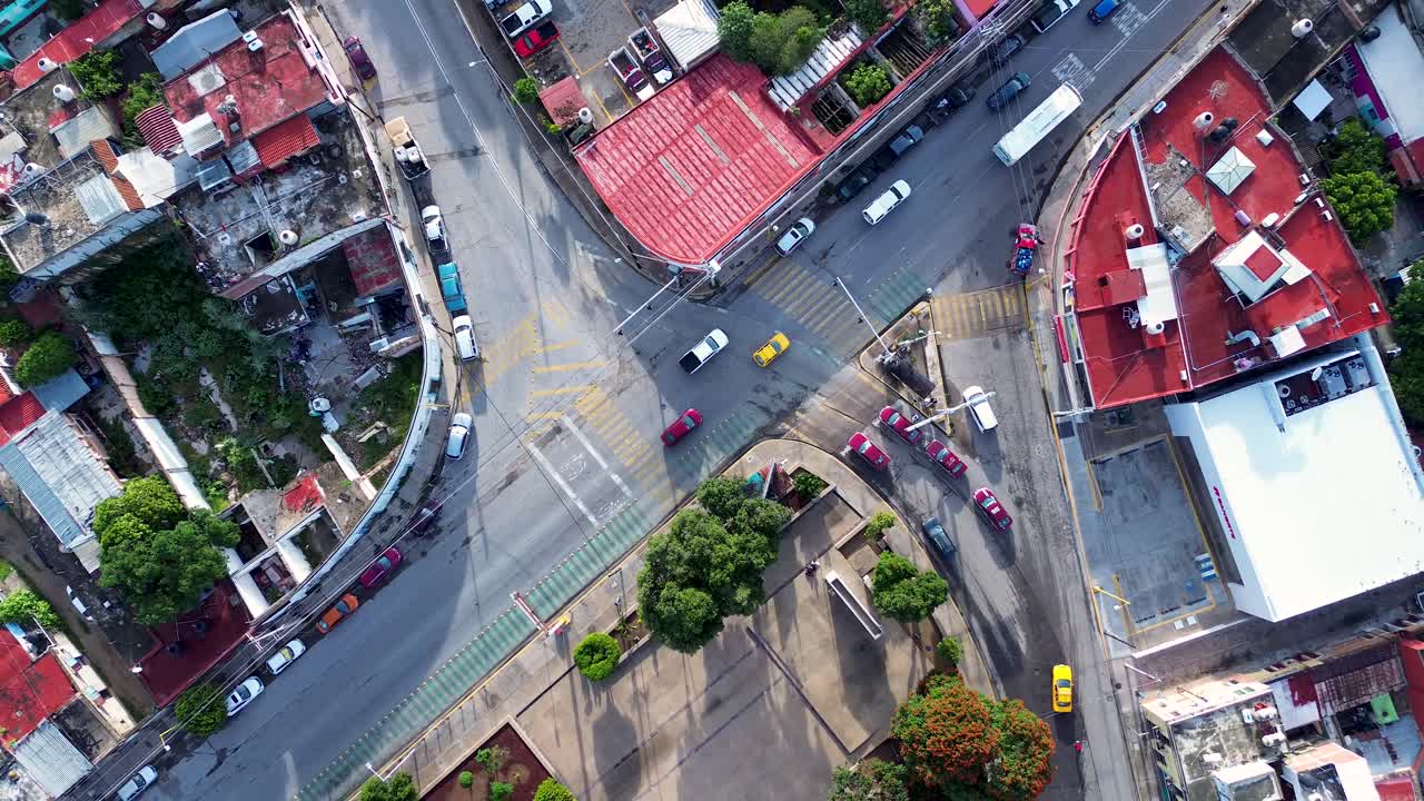 도시 교차로 의 공중 사진