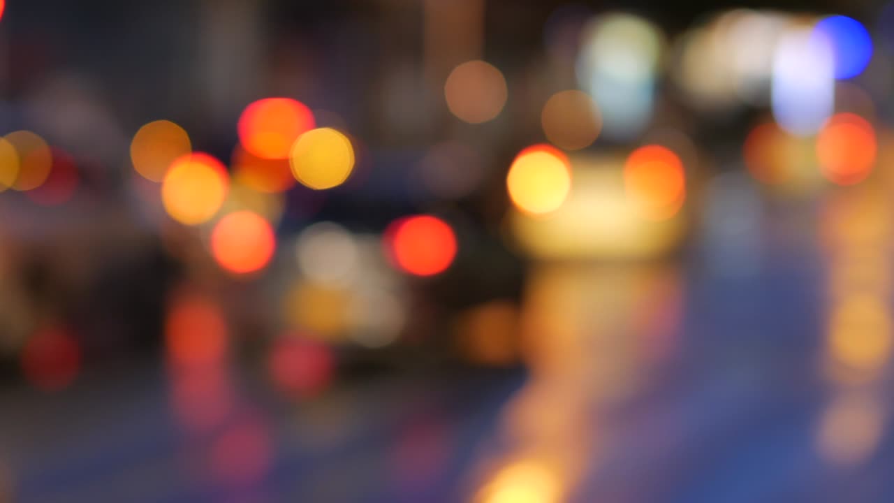 콜롬비아의 메델린에서 도시 교통의 흐릿한 시각