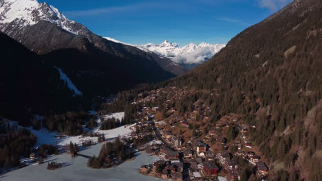 Aerial-view-of-the-beautiful-valley-at-lac-champex-in-the-Swiss-Alps