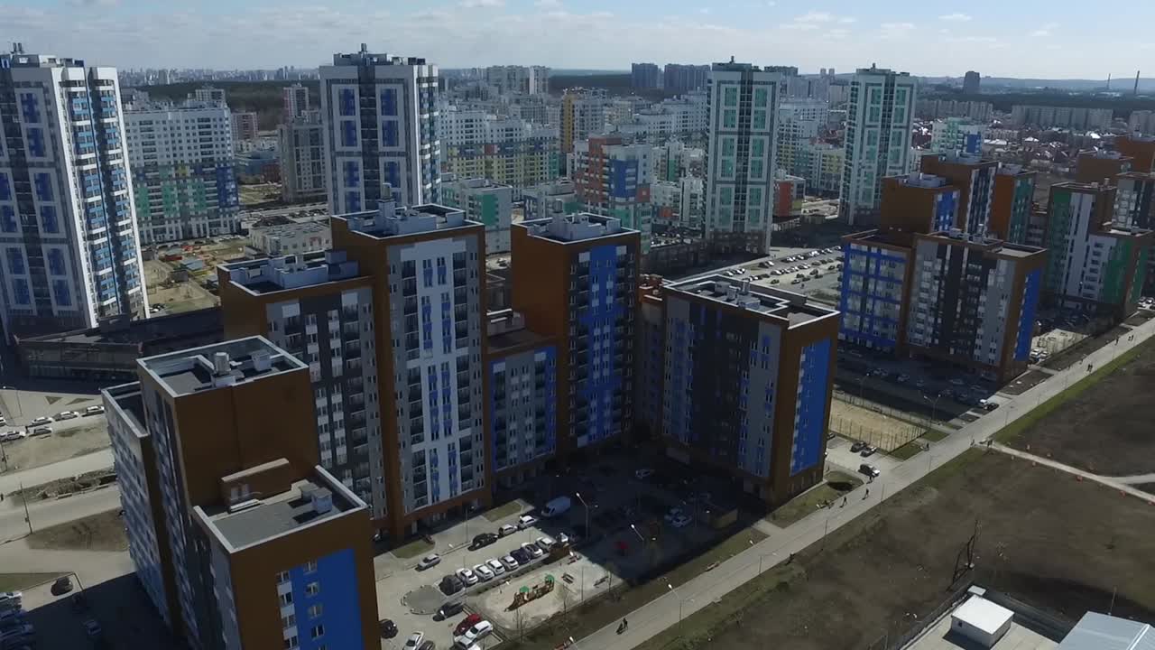 vista aérea de un complejo residencial moderno