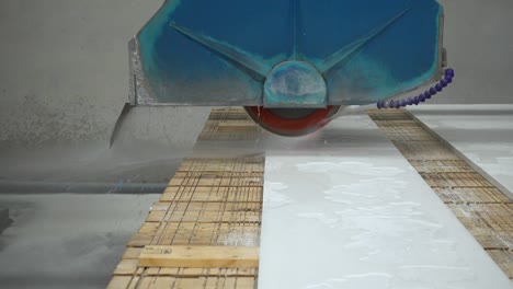 working of natural cutting machine desktop