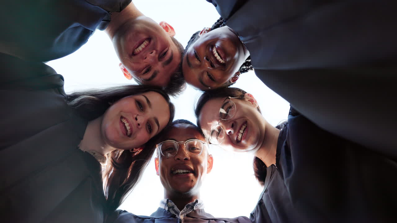 졸업, 목표 또는 쳐있는 학생들의 얼굴