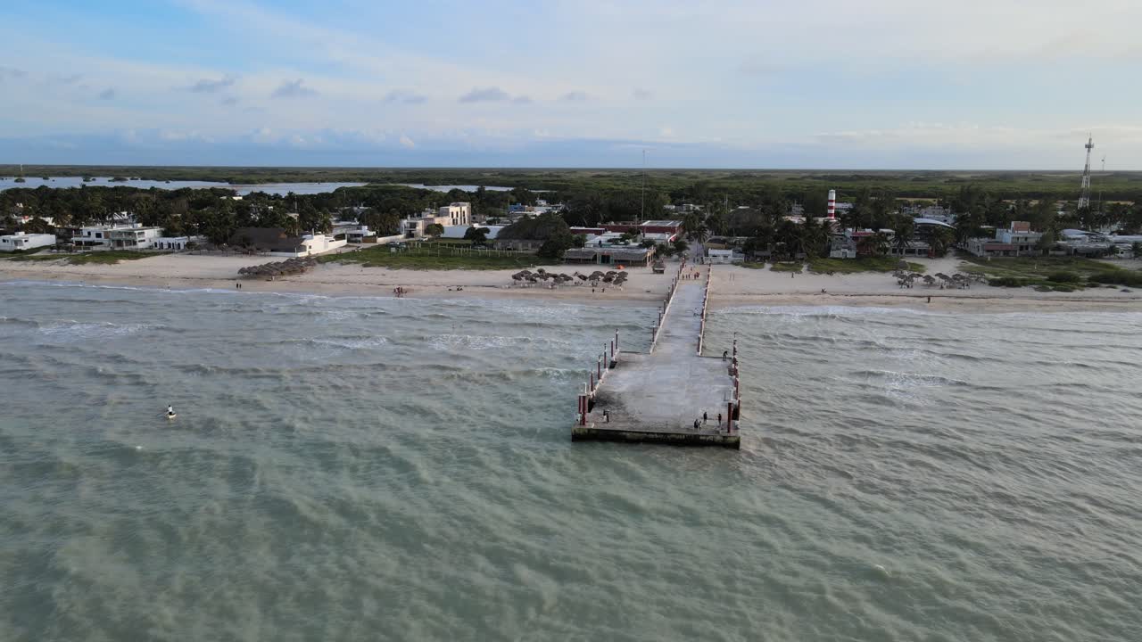 사이 잘삼 유카탄의 전면 viiew