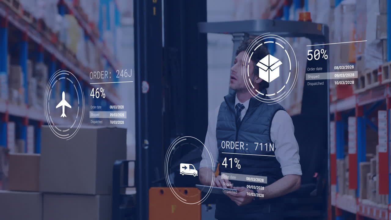 animación de iconos y procesamiento de datos digitales sobre el hombre caucásico que trabaja en el almacén
