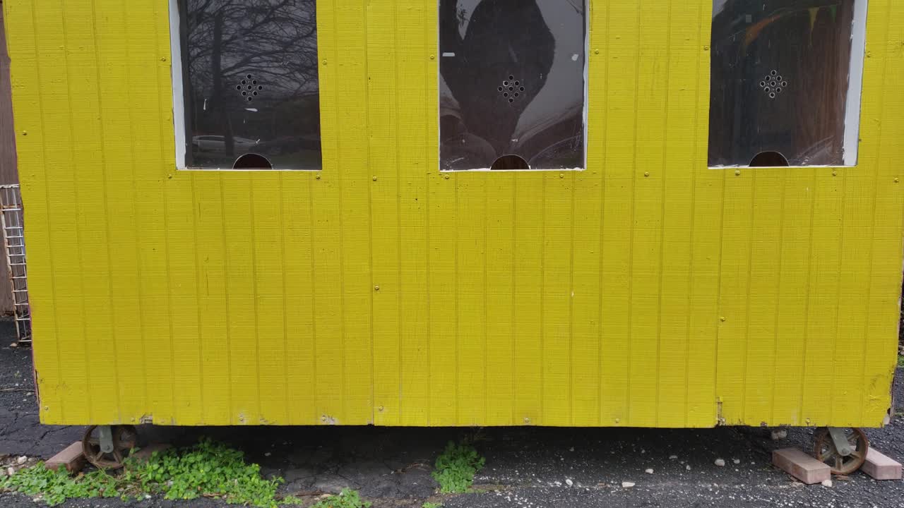 levántese y revele la cabina de pago antigua vintage para la venta de boletos