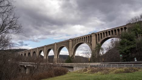 The-Tunkhannaock-Creek-Viaduct-in-Nicholson,-Pennsylvania-built-by-the-Lackawanna-Railroad-under-a-cloudy-fall-sky