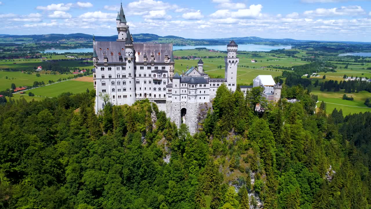 Castello di Neuschwanstein Alpi Bavaresi Germania