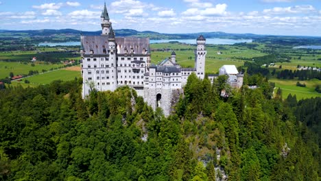 neuschwanstein castle bavarian alps germany