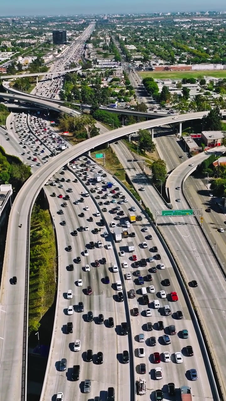 Vista aerea dell'autostrada nel centro di Los Angeles