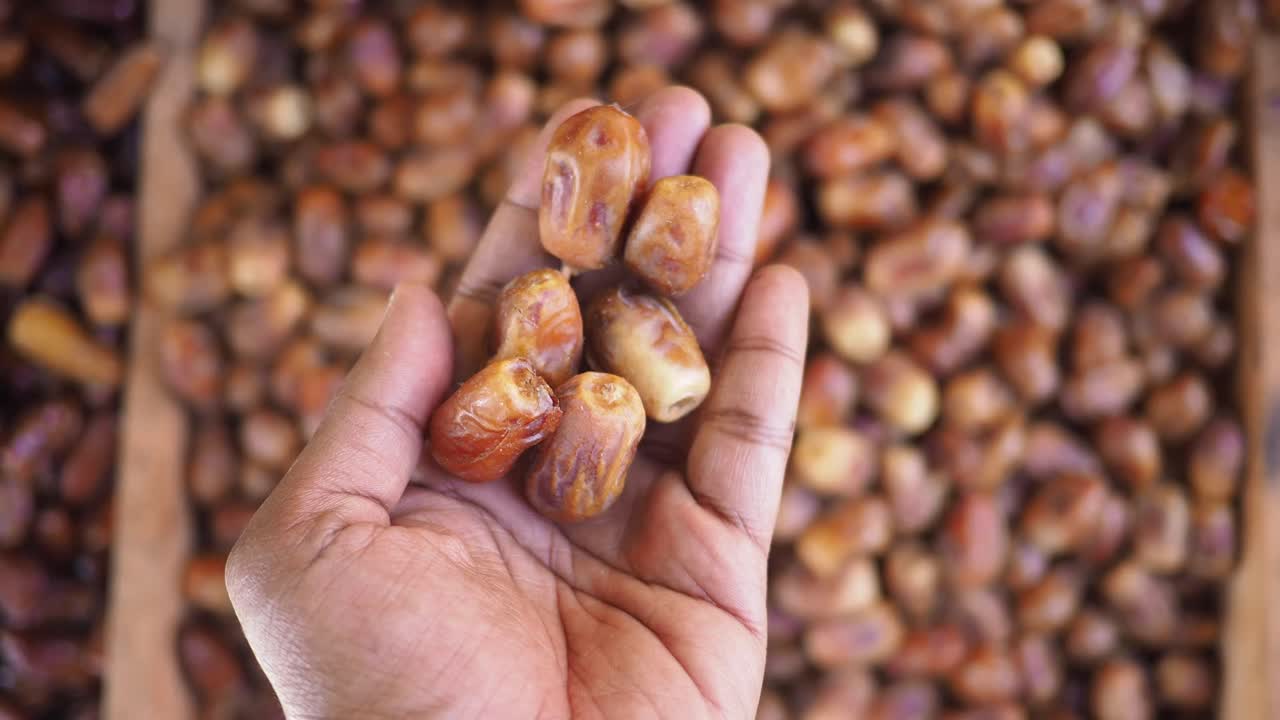 Handful of Dates