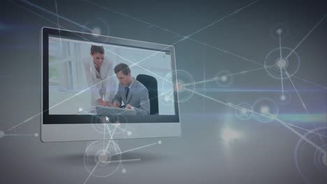 animación de la red de conexiones y senderos de luz contra el procesamiento de datos empresariales en computadora