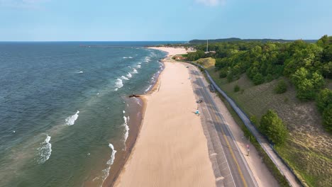 Pushing-forward-in-aerial-over-a-local-beach