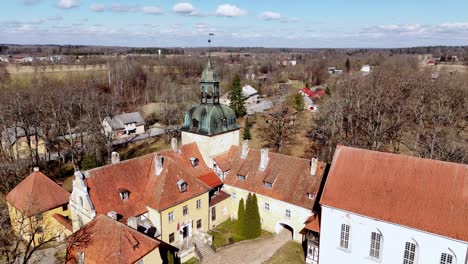 Old-Castle-Of-Lielstraupe-In-Straupe-Village,-Vidzeme,-Latvia