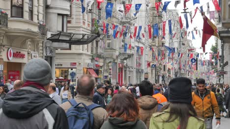 busy street scene in istanbul